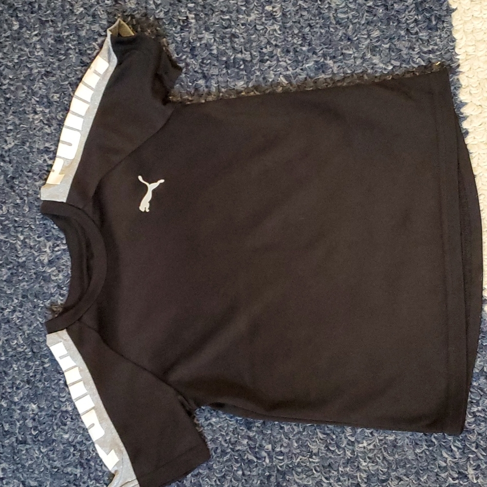 Puma size 6 t-shirt